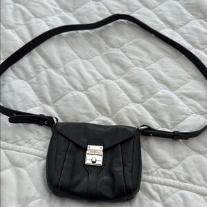 Cole Hahn Chic Black Crossbody leather Bag adjustable strap
